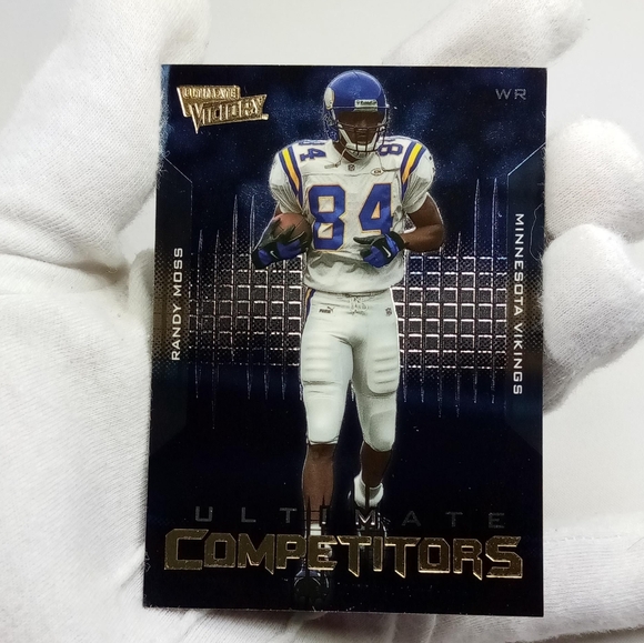 2000 Upper Deck Ultimate Victory Randy Moss NFL Trading Card #UC1 - Picture 2 of 5